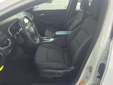 Used 2024 Chevrolet Malibu LT image 5