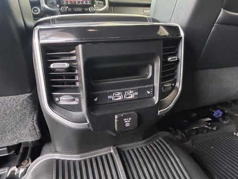 Used 2021 RAM 2500 Laramie AWD/4WD image 29