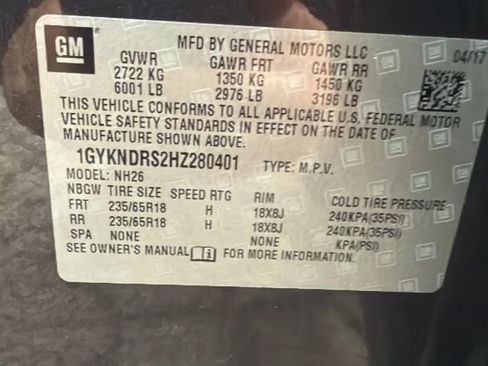 Used 2017 Cadillac XT5 Luxury w/ LPO, Wheel Lock Package image 32