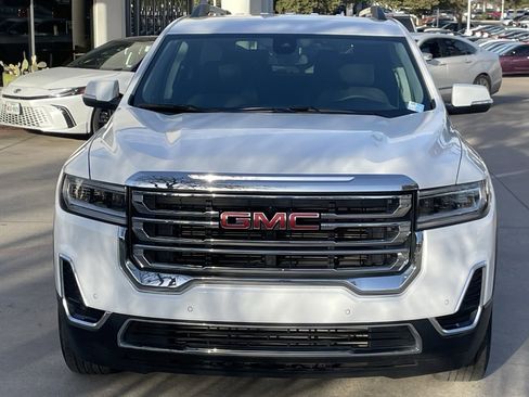 Used 2023 GMC Acadia SLE w/ Driver Convenience Package image 6