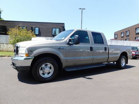 Used 2002 Ford F350 Lariat image 4