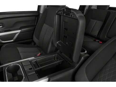Used 2021 Nissan Titan SV w/ SV Convenience Package RWD image 9
