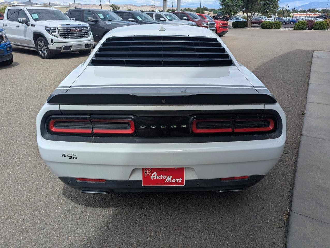 Used 2016 Dodge Challenger R/T Scat Pack RWD image 4