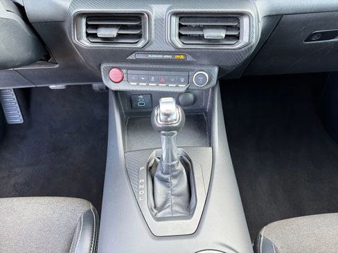 Used 2024 Ford Mustang Convertible RWD image 28