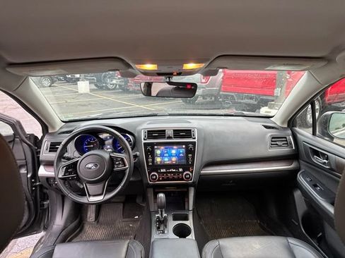 Used 2019 Subaru Outback 2.5i Limited AWD/4WD image 15