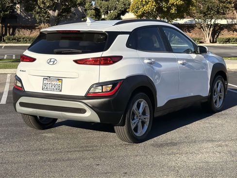 Used 2023 Hyundai Kona SEL image 4