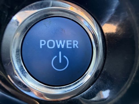 Used 2020 Toyota Prius Prime LE image 23