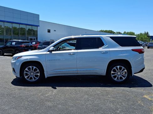 Used 2021 Chevrolet Traverse Premier AWD/4WD image 4