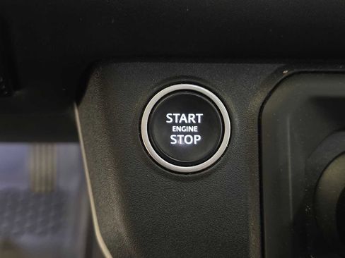 Used 2020 Land Rover Defender 110 HSE image 36