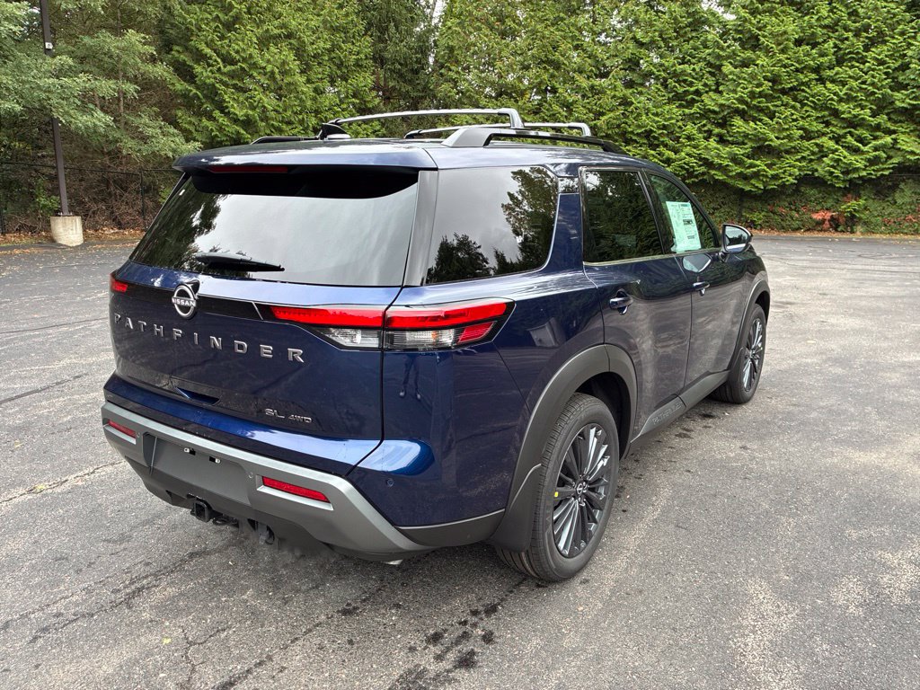 New 2026 Nissan Pathfinder SL w/ SL Premium Package AWD/4WD image 7