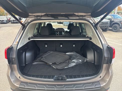 Certified 2022 Subaru Forester Premium image 26
