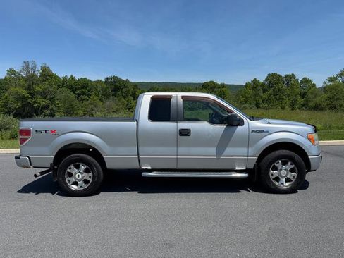 Used 2010 Ford F150 STX AWD/4WD image 4