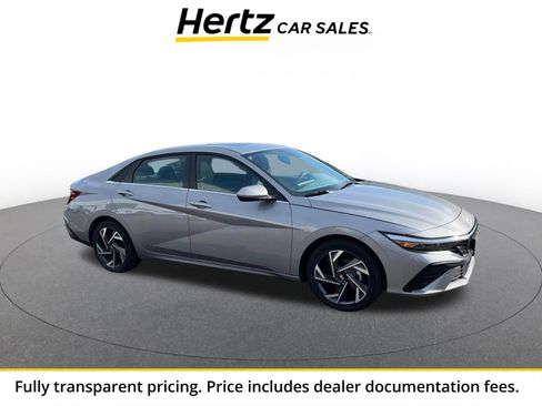 Used 2025 Hyundai Elantra SEL FWD image 1