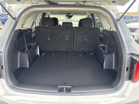 New 2026 Kia Sorento LX image 10