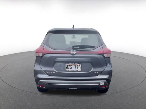 Used 2024 Nissan Kicks SV image 12