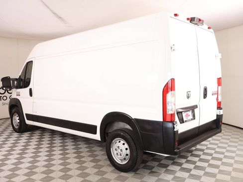 Used 2021 RAM ProMaster 2500 w/ Convenience Group FWD image 19