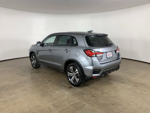 Used 2025 Mitsubishi Outlander Sport ES image 14