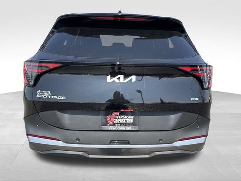 New 2026 Kia Sportage LX FWD image 4