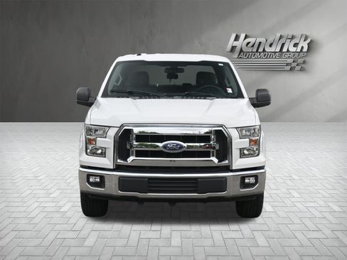 Used 2017 Ford F150 XLT RWD image 3