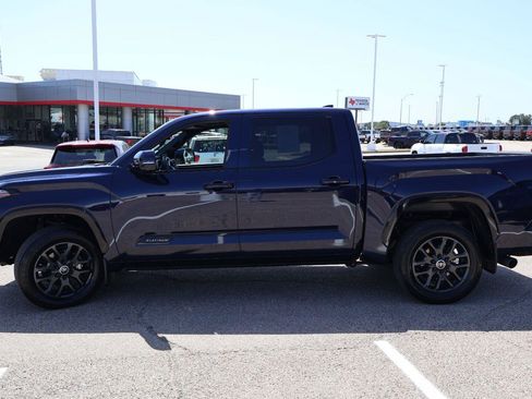 Used 2024 Toyota Tundra Platinum AWD/4WD image 6