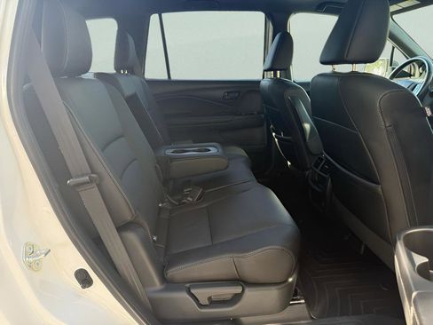 Certified 2023 Honda Passport EX-L image 12