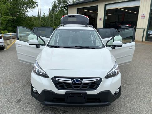 Used 2022 Subaru Crosstrek 2.0i Premium w/ Moonroof Package image 30