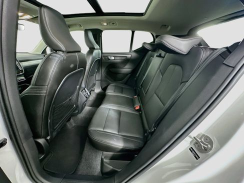 Used 2026 Volvo XC40 B5 Plus AWD/4WD image 30