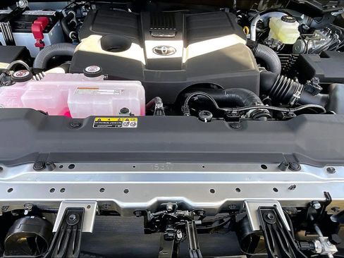 New 2026 Toyota Tundra Platinum image 16