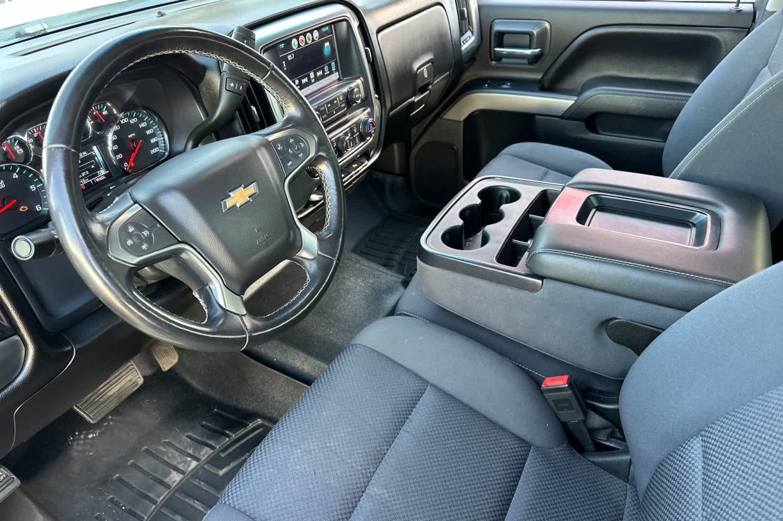 Used 2018 Chevrolet Silverado 1500 LT w/ LT Fleet Convenience Package AWD/4WD image 14