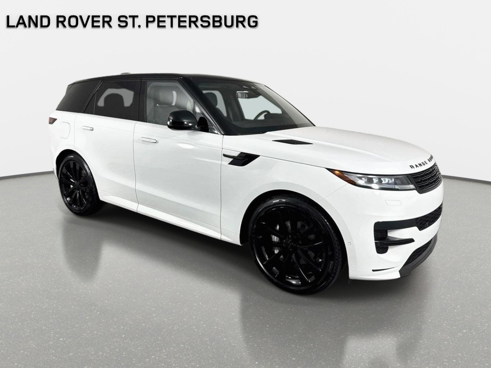 New 2026 Land Rover Range Rover Sport Dynamic SE AWD/4WD image 3