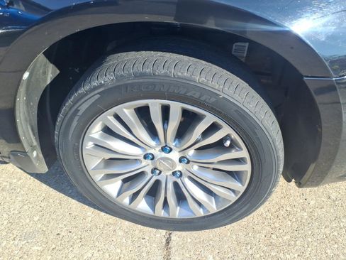 Used 2013 Chrysler 200 Limited w/ Sun/Sound Group FWD image 25
