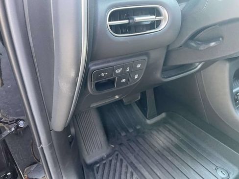 Used 2026 Hyundai Palisade SEL FWD image 26