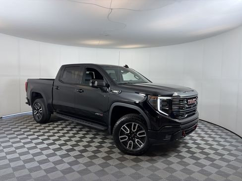 Used 2023 GMC Sierra 1500 AT4 w/ AT4 Premium Package AWD/4WD image 1