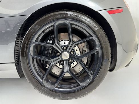 Used 2011 Audi R8 V10 image 32