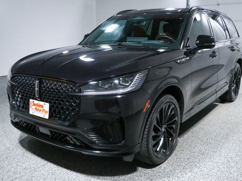 Used 2025 Lincoln Aviator Reserve w/ Jet Appearance Package AWD/4WD image 34