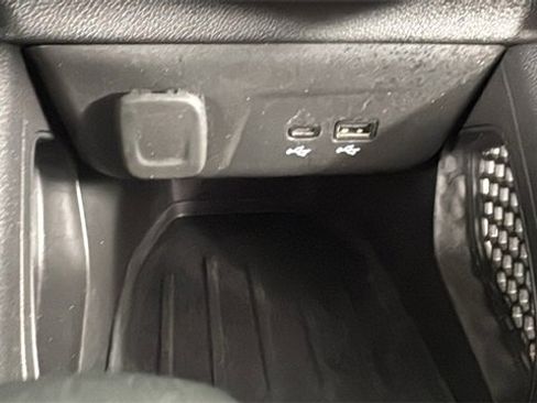 Used 2025 Chevrolet TrailBlazer LT w/ Driver Confidence Package image 27