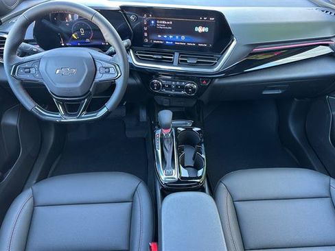 New 2026 Chevrolet Trax RS w/ Sunroof Package FWD image 14