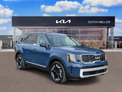 Certified 2024 Kia Telluride S w/ S Sunroof Package image 1