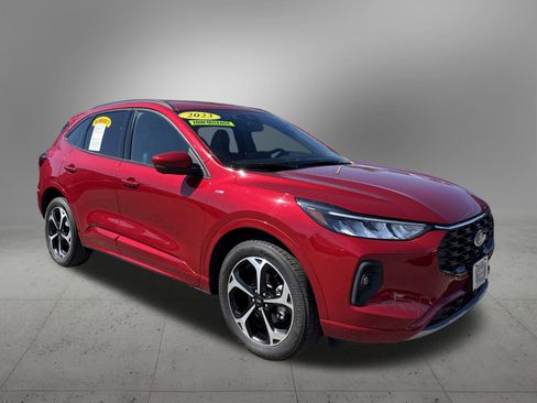 Used 2023 Ford Escape ST-Line Select w/ Tech Pack #2 image 6