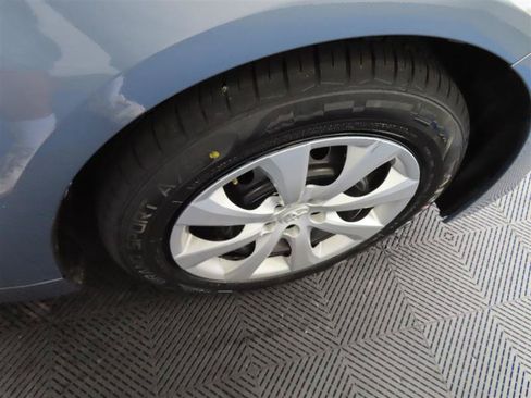 Used 2024 Toyota Corolla LE FWD image 9