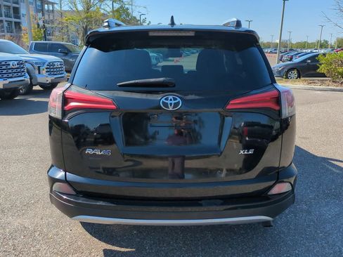 Used 2016 Toyota RAV4 XLE image 5