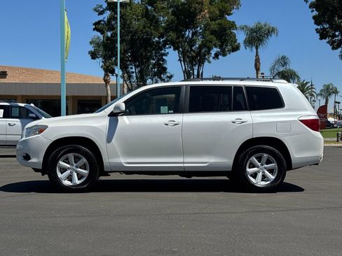 Used 2010 Toyota Highlander 2WD image 6