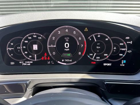 Used 2026 Porsche Cayenne E-Hybrid AWD/4WD image 24