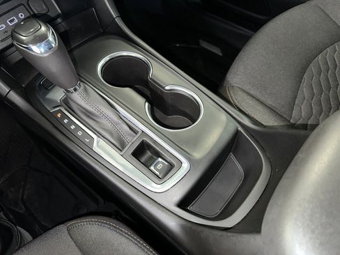 Used 2019 Chevrolet Equinox LT image 13
