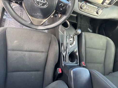 Used 2015 Toyota RAV4 XLE AWD/4WD image 13