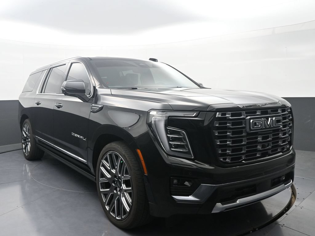 Used 2025 GMC Yukon XL Denali Ultimate w/ LPO, Floor Liner Package AWD/4WD image 1