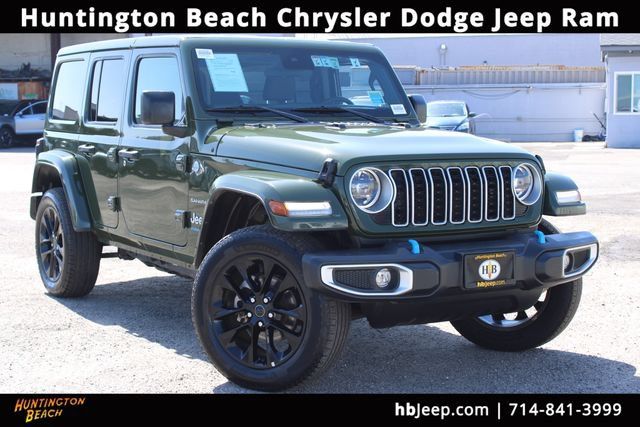 Used 2024 Jeep Wrangler Unlimited Sahara AWD/4WD image 1