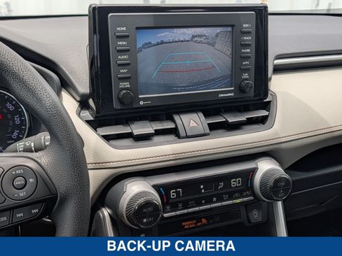 Used 2020 Toyota RAV4 XLE AWD/4WD image 29