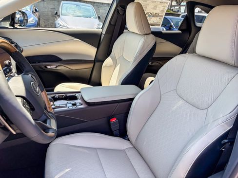 New 2026 Lexus RX 350 Premium Plus AWD/4WD image 19