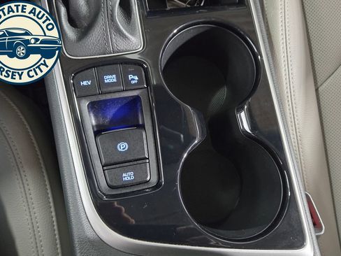 Used 2019 Hyundai Sonata Limited FWD image 18